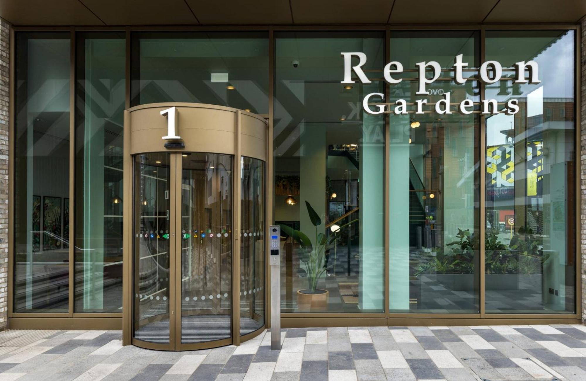 Botanical-Inspired Apartments At Repton Gardens Right In The Heart Of Wembley Park Londen Buitenkant foto